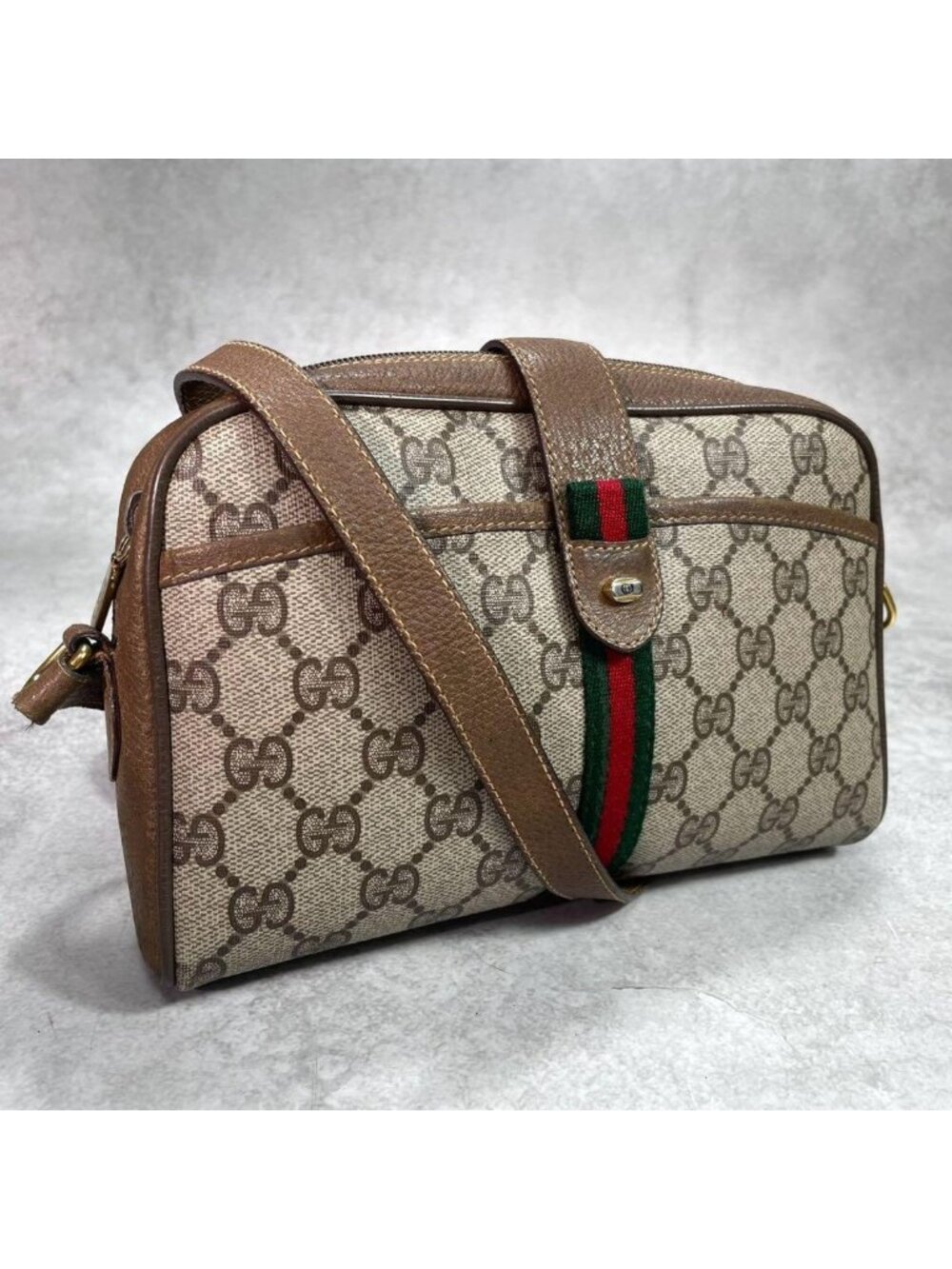 Gucci GG Sherry Line Shoulder Bag Brown Leather